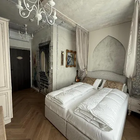 Apartman Kavart *
