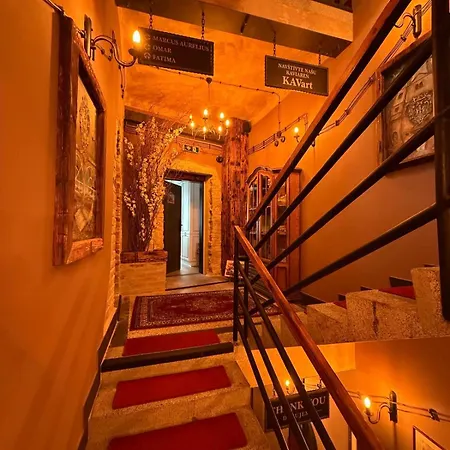 Kavart Apartment